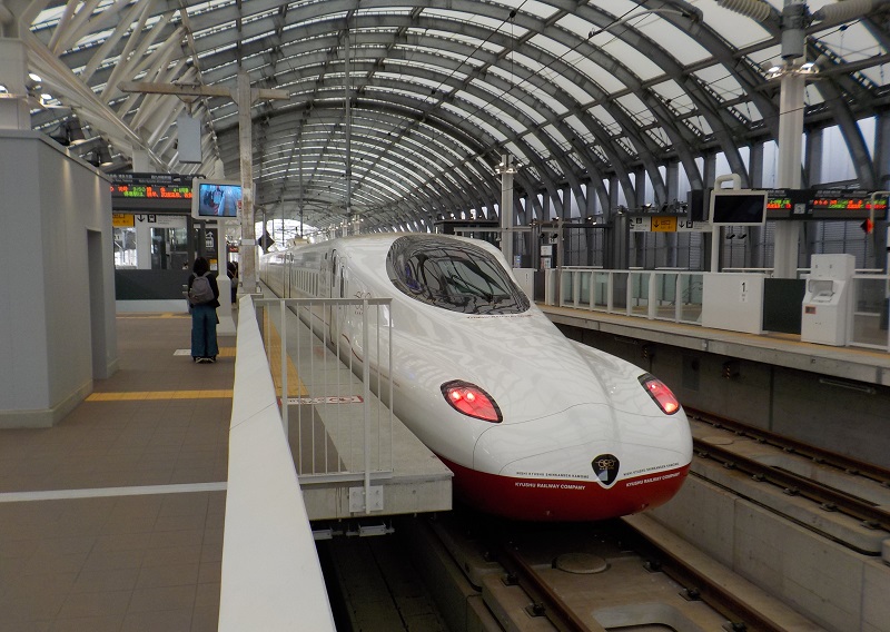 西九州新幹線・長崎駅